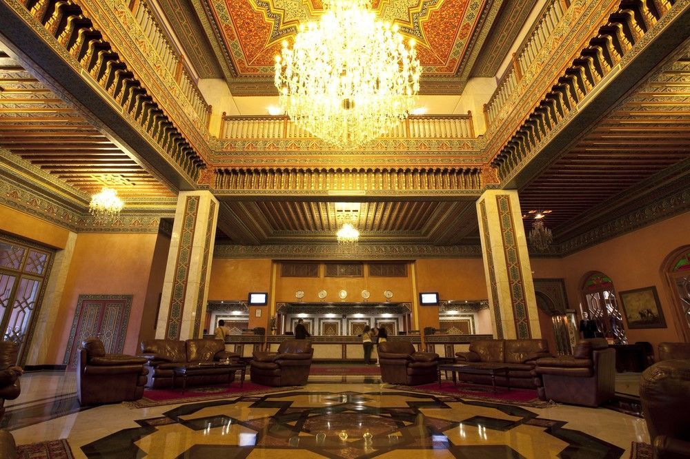大莫加多尔梅纳拉酒店 马拉喀什 外观 照片 The lobby of the Grand Hotel